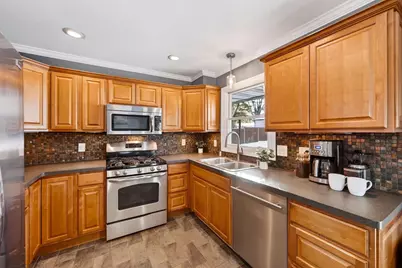 1606 Ellen Avenue, Madison, WI 53716 - Photo 12