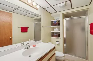 1006 S Division St, Waunakee, WI 53597 - Photo 30