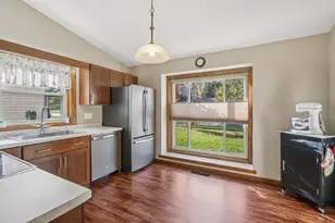 1006 S Division St, Waunakee, WI 53597 - Photo 16