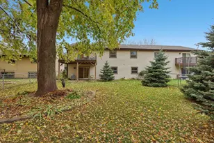 1006 S Division St, Waunakee, WI 53597 - Photo 44