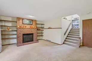 1006 S Division St, Waunakee, WI 53597 - Photo 28