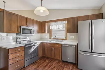 1006 S Division Street, Waunakee, WI 53597 - Photo 18