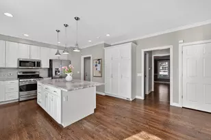 2892 Forest Down, Fitchburg, WI 53711 - Photo 8