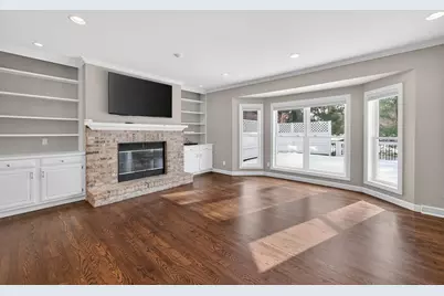 2892 Forest Down, Fitchburg, WI 53711 - Photo 4