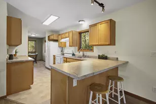 W2673 Zurfluh Rd, Albany, WI 53502 - Photo 14