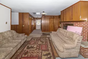 960 East Ct, Nekoosa, WI 54457 - Photo 8