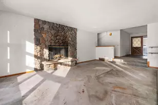 4421 Vale Cir, Madison, WI 53711 - Photo 6