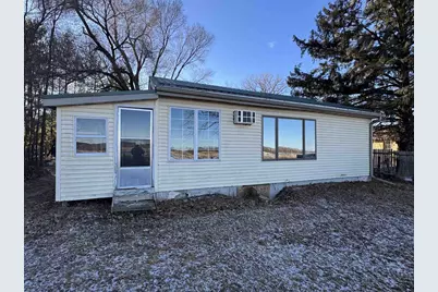 W5774 N Island Drive, Endeavor, WI 53930 - Photo 4