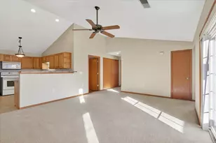 1010 Parkview Dr, Milton, WI 53563 - Photo 14