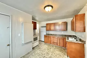 860 Elm St, Beloit, WI 53511 - Photo 4