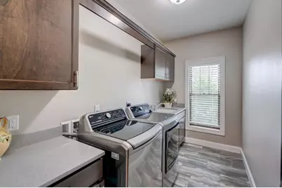 1105 Guinness Street, Waunakee, WI 53597 - Photo 24