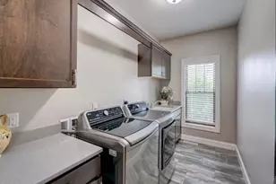 1105 Guinness St, Waunakee, WI 53597 - Photo 24