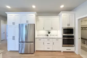 Unit 3 Deer Hollow Ct, DeForest, WI 53532 - Photo 8