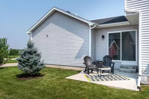 2700 Spark St, Fitchburg, WI 53711 - Photo 38