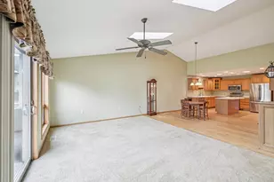 213 Fairview Cir, Waunakee, WI 53597 - Photo 10