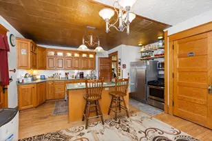 234 Tremont St, Mauston, WI 53948 - Photo 4