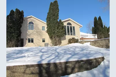 2338 E Pine Tree Court, Milton, WI 53563 - Photo 8