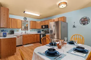 185 N Lexington Pkwy, DeForest, WI 53532 - Photo 12