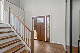 506 Interlake Dr, Monona, WI 53716 - Photo 6