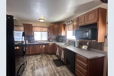 718 Grove Street, Beaver Dam, WI 53916 - Photo 16