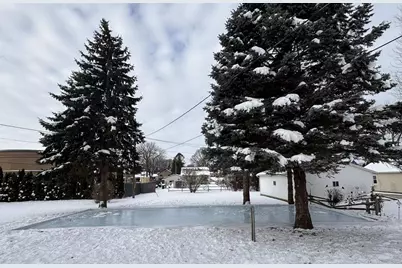 718 Grove Street, Beaver Dam, WI 53916 - Photo 10