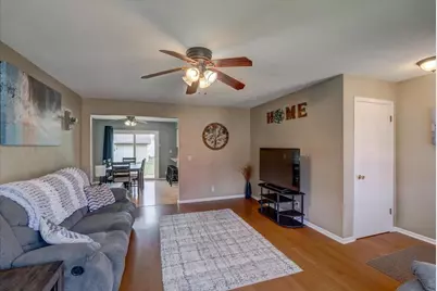 90 E Countryside Drive, Janesville, WI 53536 - Photo 8