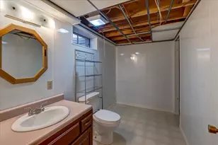 90 E Countryside Dr, Janesville, WI 53536 - Photo 44