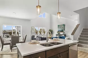 401 Michelle Ln, Cottage Grove, WI 53527 - Photo 14