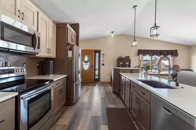 1127 Arthur Drive, Milton, WI 53563 - Photo 6