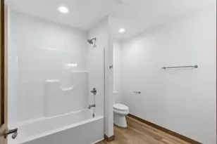 624 Roosevelt St, Baraboo, WI 53913 - Photo 16