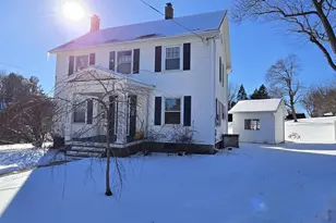 605 W Madison St, Lake Mills, WI 53551 - Photo 1