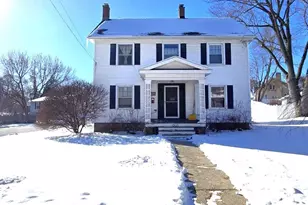 605 W Madison St, Lake Mills, WI 53551 - Photo 2