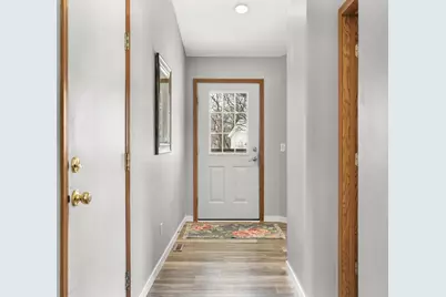 122 Copps Avenue, Monona, WI 53716 - Photo 8