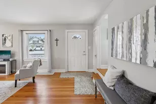 108 4th St, Waunakee, WI 53597 - Photo 4