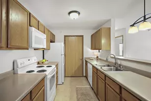 1634 Kings Mill Way, Madison, WI 53718 - Photo 10