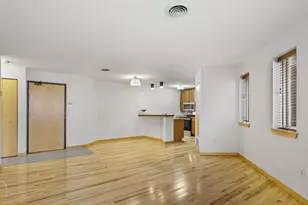 311 N Hancock St, Madison, WI 53703 - Photo 8