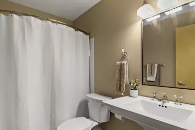 311 N Hancock Street #231, Madison, WI 53703 - Photo 4