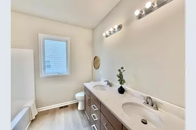 951 Journey Hills Road, Milton, WI 53563 - Photo 14