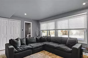 132 W MacArthur St, Sun Prairie, WI 53590 - Photo 16