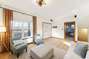 2846 Big Bluestem Pkwy, Fitchburg, WI 53711 - Photo 8