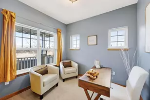 2846 Big Bluestem Pkwy, Fitchburg, WI 53711 - Photo 16