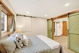 2846 Big Bluestem Pkwy, Fitchburg, WI 53711 - Photo 32