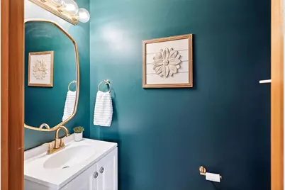 2846 Big Bluestem Parkway, Fitchburg, WI 53711 - Photo 18