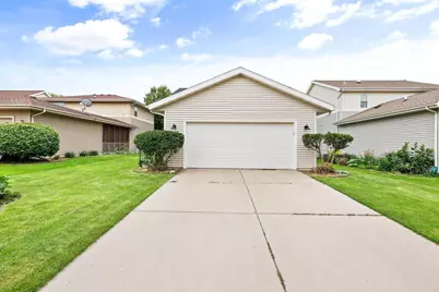 2846 Big Bluestem Parkway, Fitchburg, WI 53711 - Photo 40