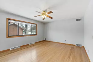 2 W Spyglass Ct, Madison, WI 53717 - Photo 8