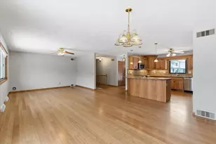 2 W Spyglass Ct, Madison, WI 53717 - Photo 12