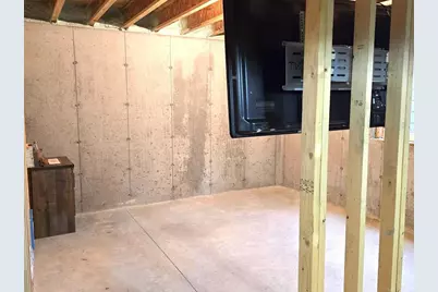 2135 Shopiere Road, Beloit, WI 53511 - Photo 38