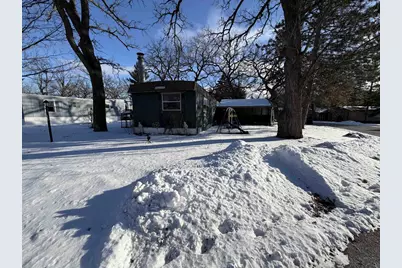 122 Falling Creek Circle, Janesville, WI 53548 - Photo 2