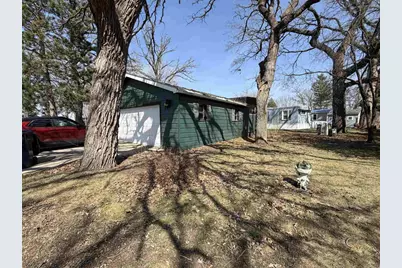 122 Falling Creek Circle, Janesville, WI 53548 - Photo 6