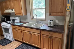 512 Opal Cir, Lannon, WI 53046 - Photo 6